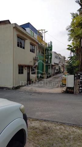 Fully Furnished Selangor Subang Jaya Room For Rent 1