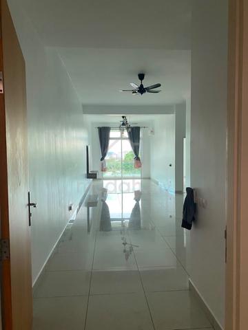 Setia Tri-angle 1