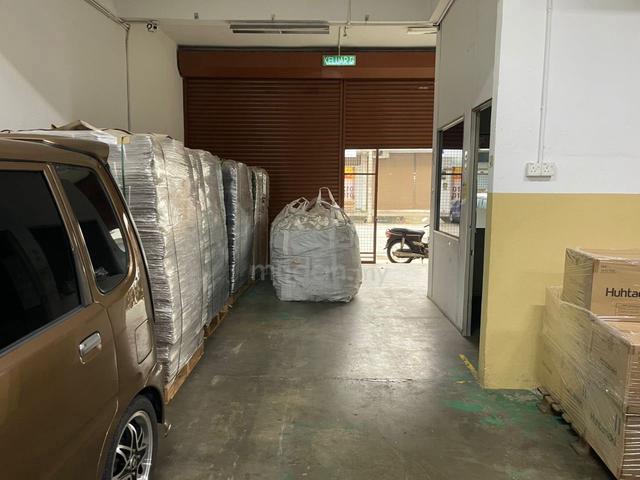 Bina Jaya Light Industry Both Floor For Rent | 24’ x 70’ 1