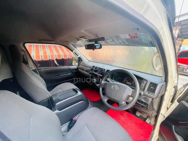 2016 Toyota HIACE 2.5 KDH200R ENHANCED (M) - 4