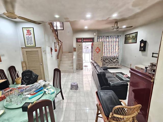 Seri Alam Tasek Renovated 1.5 Storey SALE 1