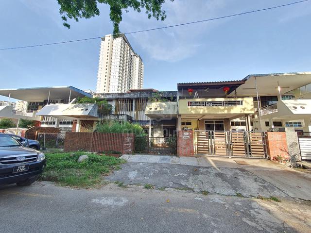 double storey terraced at perak road jelutong for rent 1