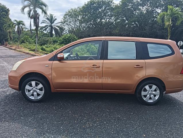 2012 Nissan GRAND LIVINA 1.6 CLASSIC/COMFORT (M) - 1