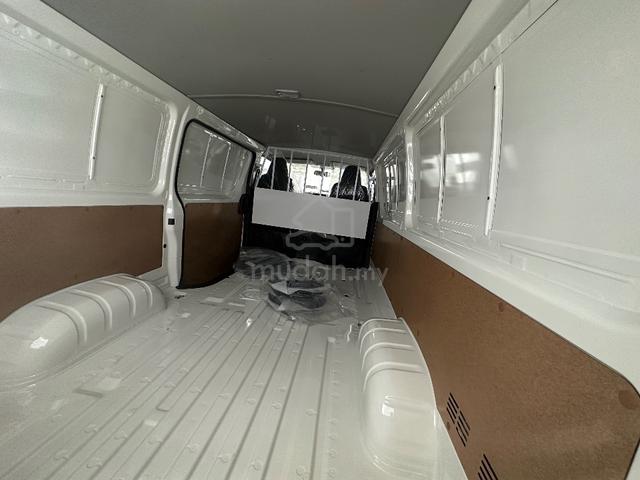 2026 Toyota HIACE 3.0 PANEL VAN MY24 KDH201 (M) - 4