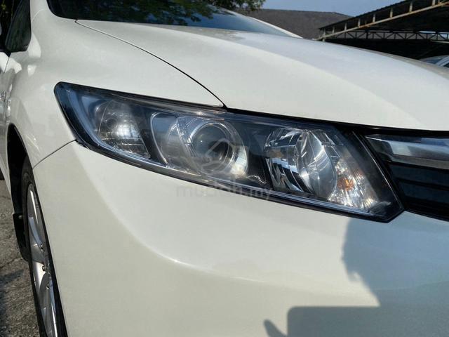 2013 Honda CIVIC 1.8 S (A) 3yrs warrranty - 2