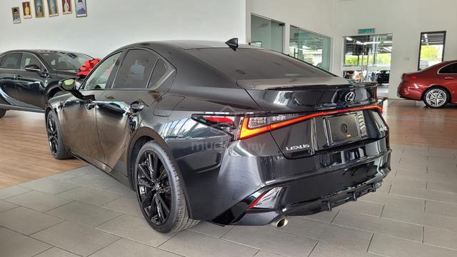 2022 Lexus IS300 2.0 F-SPORT SR 4Cam BSM Unreg - 2