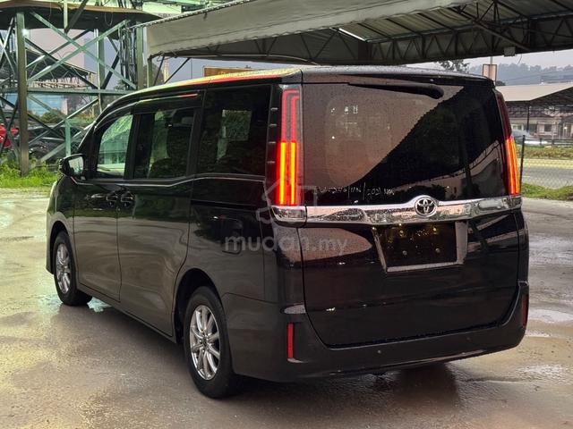 2021 Toyota NOAH 2.0 X-SPEC 4WD - 3