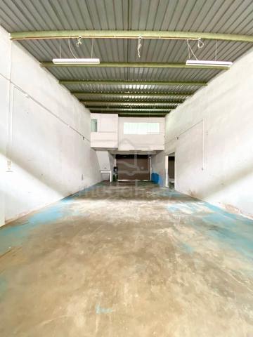 2 Adjoining Units 1½ Storey Warehouse For Sale 1