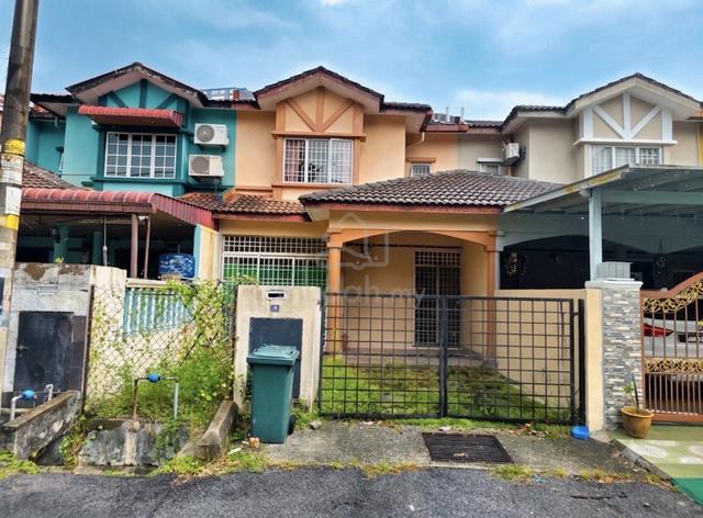 FACING OPEN !!! Double Storey Seksyen 8 Bandar Baru Bangi 1