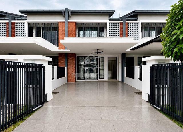 [FURNISHED] Double Storey Elmina Green 3 Shah Alam 1