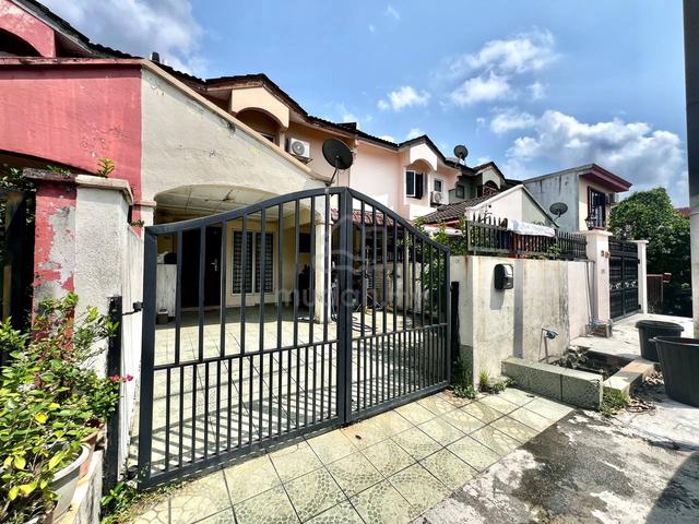 MOVE IN CONDITIONS Double Storey Terrace Taman Sri Indah Balakong 1