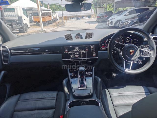 2021 Porsche CAYENNE 3.0L (A) Turbo V6 CBU Premium - 3