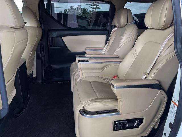 2019 Toyota VELLFIRE 2.5 PILOT SEAT - 1Y WARRANTY - 4