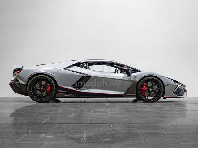 2025 Lamborghini REVUELTO 6.5 V12 Carbon Race Seat - 5