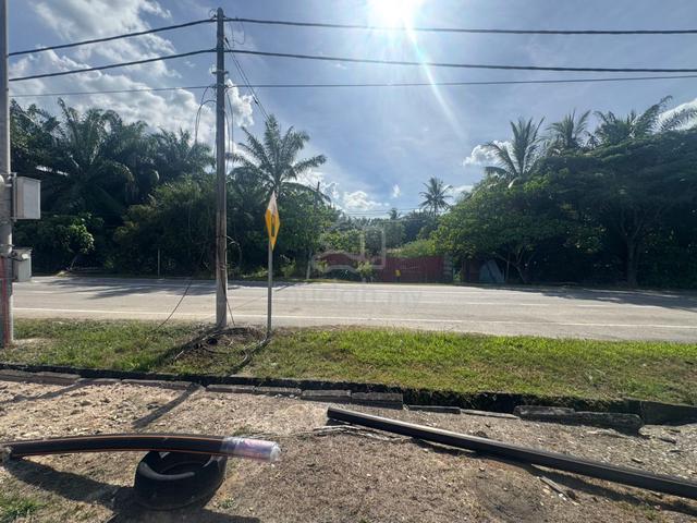 Tanah Pertanian Tepi Jalan Besar Simpang Durian Jelebu untuk Dijual 1
