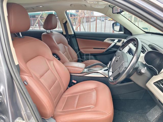 2021 Proton X70 1.8 Full Spec F/Service Like New - 5