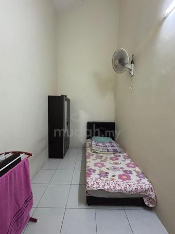 Room For Rent 1