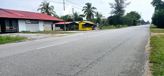 Tanah lot cantik tepi hardware Telaga Papan Setiu Terengganu 1