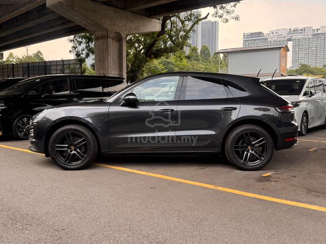 2021 Porsche Macan | Upgraded Rim | Good Condition - 3