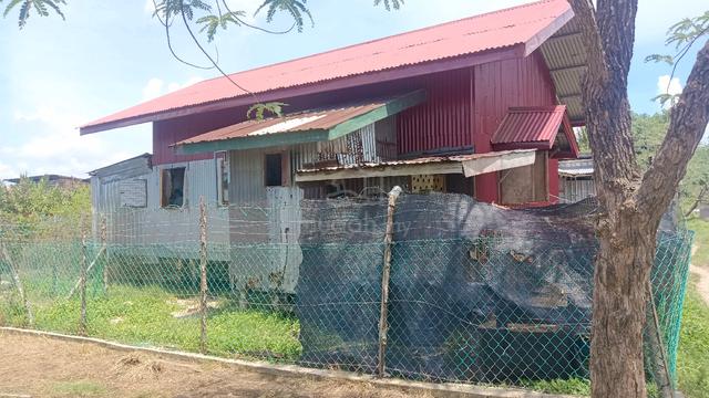 Rumah Kampung Untuk Dijual 1