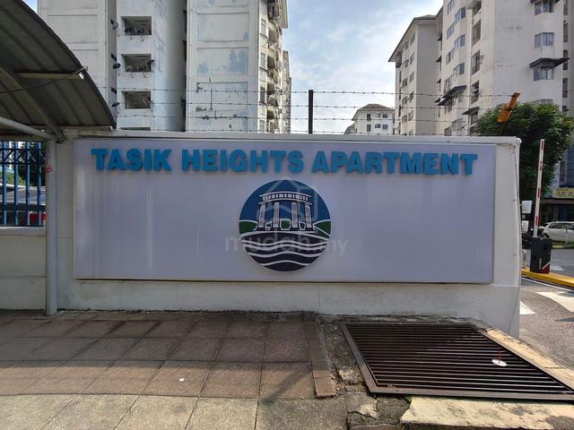 Tasik Heights Apartment 1