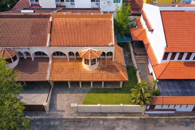 FREEHOLD House - Unit 2 Storey Semi D House Taman Tun Dr Ismail TTDI 1