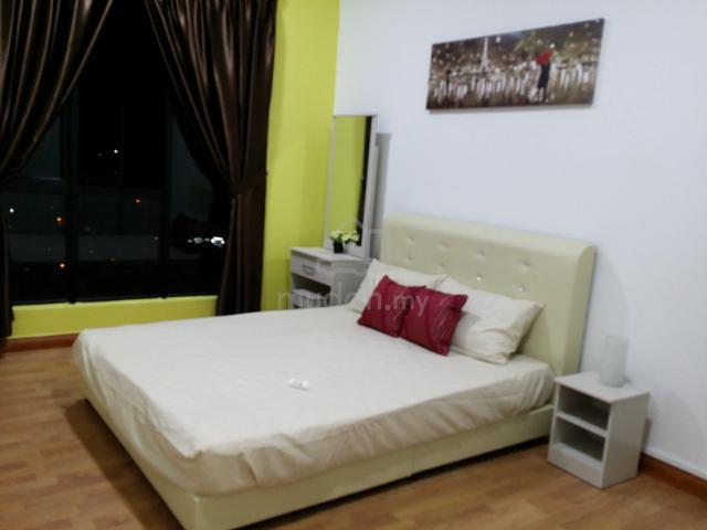 PLATINO JB Nr Paradigm Mall-Medium Room 1 MALE ONLY Fully Furnish WiFi 1