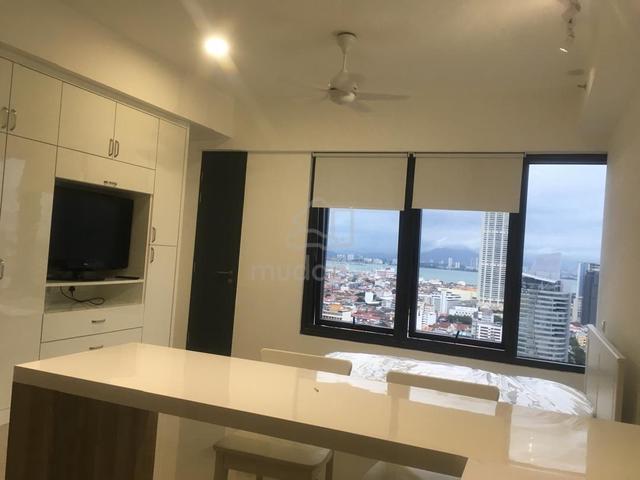 Tropicana 218 Macalister 1
