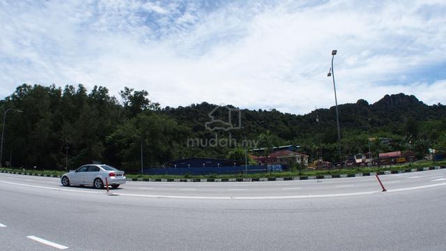 Gombak 2.4 acre[Freehold] at mrr2 highway for sale [Near GITT] 1