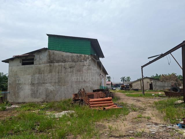 Warehouse /Factory at Jalan Gambang Kuantan 1