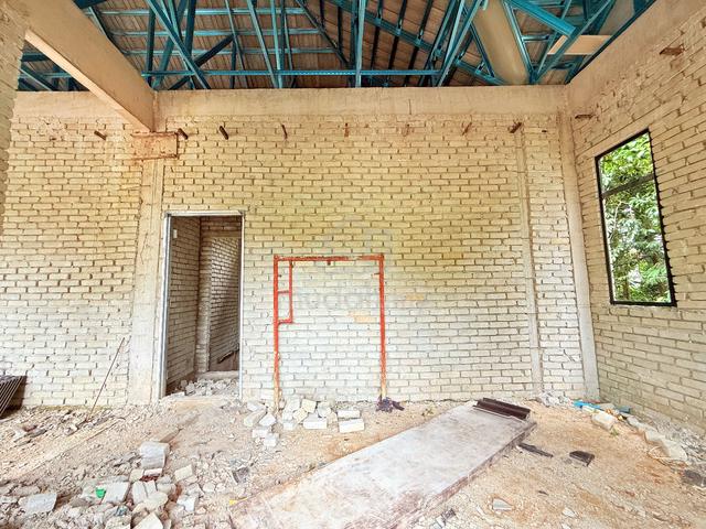 Rumah Semi-D Cantik Kg Kerlein Tembesu Limbat Jalan Mulong 5