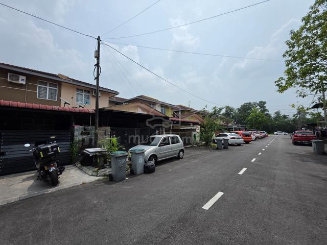 [Full Loan] 2 Storey Nusaria Medium Cost House Gelang Patah Nusanta 1