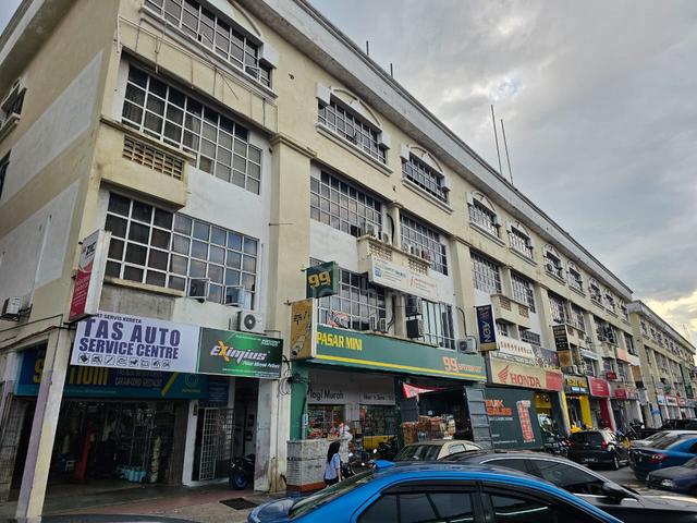 Desa Pandan - Seven (7) adjoining office unit for Sale 1