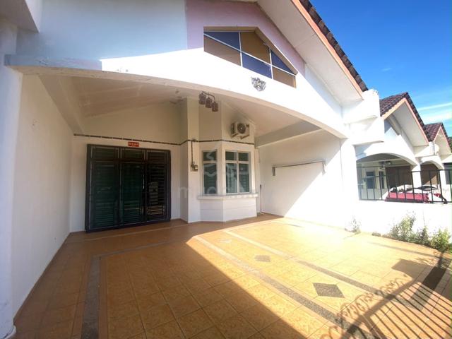 Full Loan Unit, 1 Storey @ Taman Bestari Indah, Ulu Tiram 1