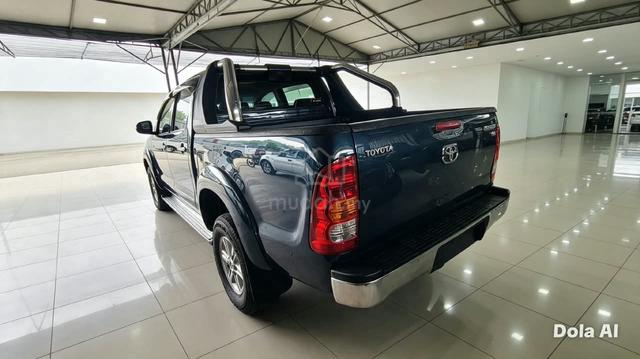 TOYOTA HILUX DOUBLE CAB 2.5G AT FULLspec - 5