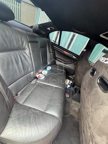 e46 Manual transmission 2.5cc - 4