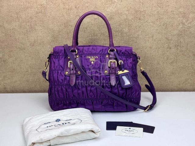 Prada 1BA1336 Tessuto Nylon Gaufre Shopping Bag - photo 6 of 6