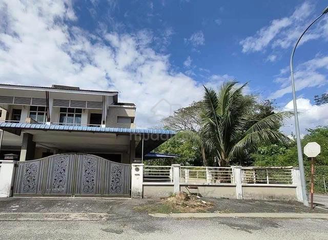 Pengkalan Tiara Station 18 Corner Double Storey Renovated House 1