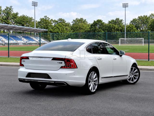 2017 Volvo S90 2.0 T8 INSCRIPTION PLUS LOW MILEAGE - 2