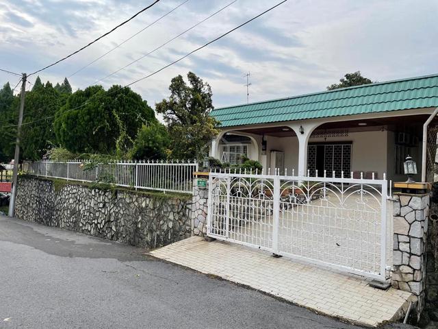 Single-storey bungalow house @ Mantin Town, N.Sembilan 1