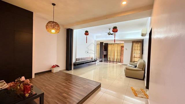Taman kempas Merah semi D house for sale 1