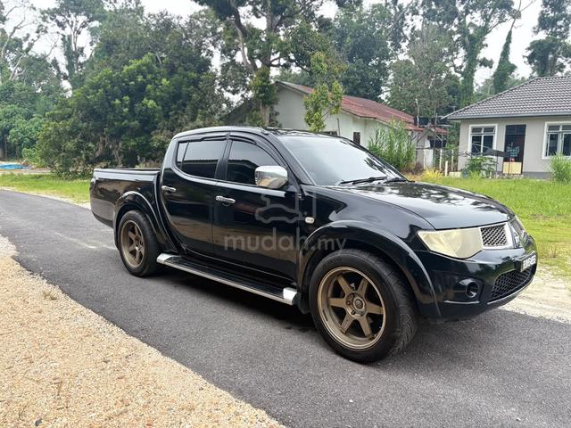 2010 Mitsubishi TRITON 2.5 KB4TGJRXZR FACELIFT (M) - 3