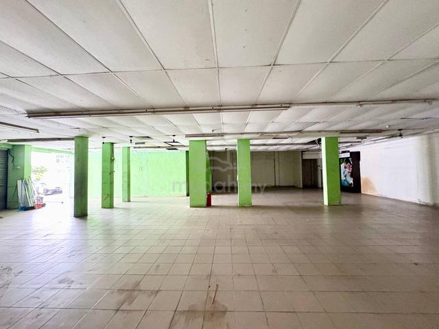 Spacious groundfloor for rent @ Jalan Taib, Pontian 2