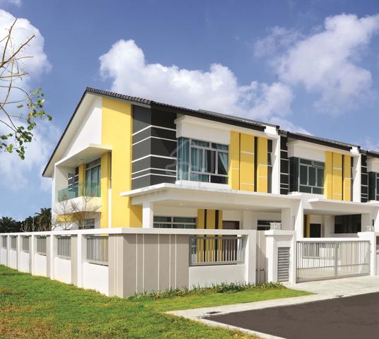 Monthly 1970, SEREMBAN 38x80 Semi D House, FREEHOLD, 3 units only 1