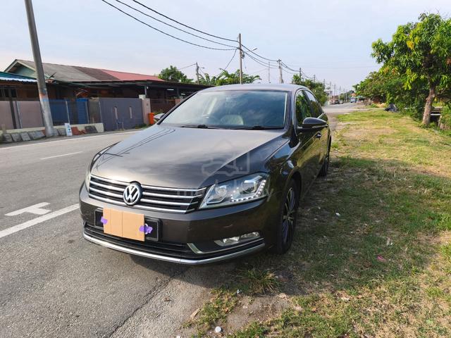 2013 Volkswagen PASSAT 1.8 TSI (a)full loan orcash - 1
