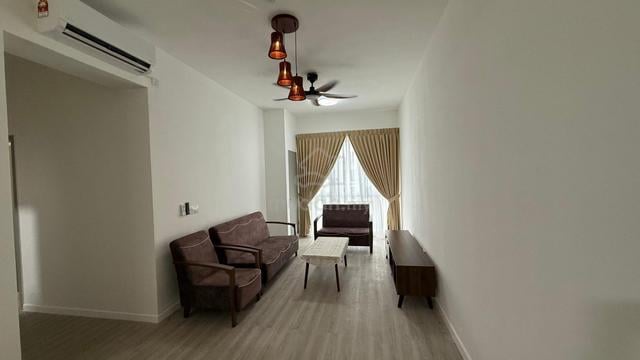 LakeFront Residence 1