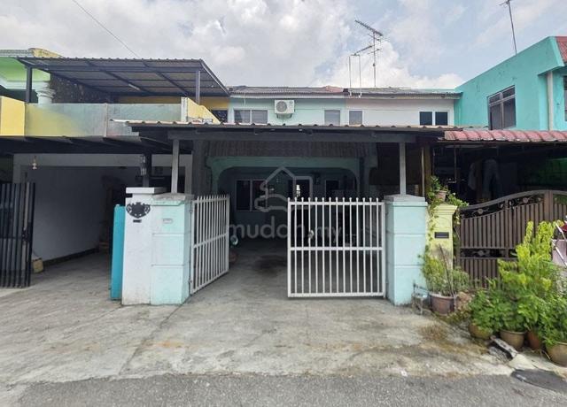 FREEHOLD Double Storey Taman Bukit Tiram, Ulu Tiram Johor 1