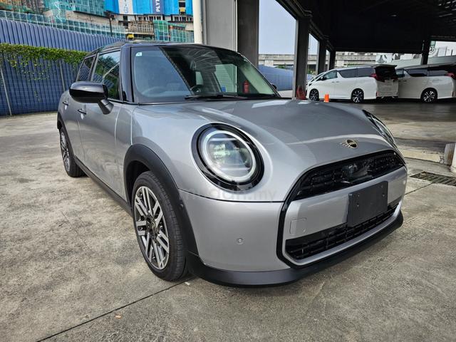 2025 Mini COOPER C 1.5 Keyless HUD Unreg - 1