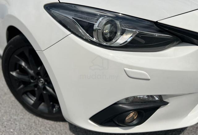 2015 Mazda 3 2.0 SPORT HATCHBACK FACELIFT KEYLESS - 3