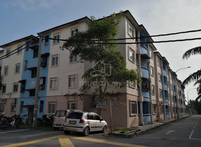 Bilik Sewa Lelaki Taman Langat Murni KLIA Sepang 1